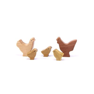 Familia pollitos, serie madera nativa