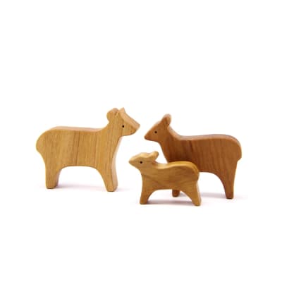 Familia Pudú, serie madera nativa1