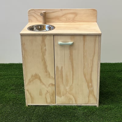 Lavaplatos de madera con puerta, color natural