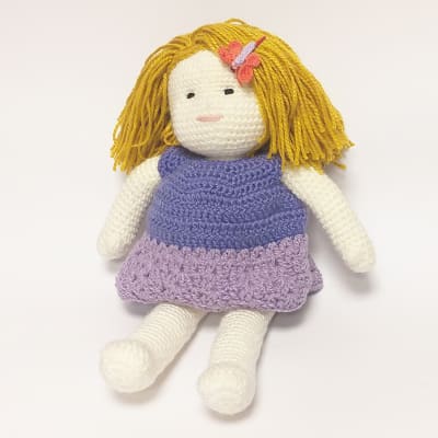 Muñeca amigurumi1