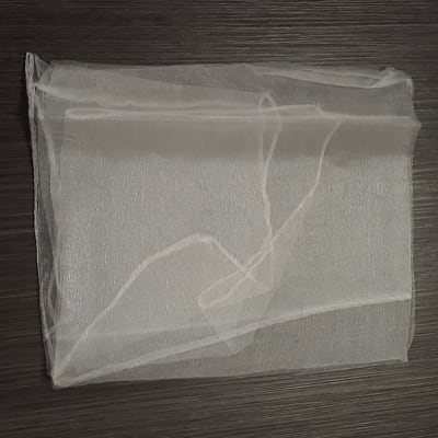 Pañuelo de tul 68x58 cm, color blanco - Producto de vitrina