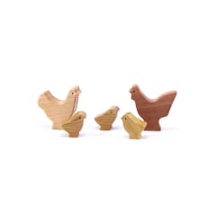 Familia pollitos, serie madera nativa