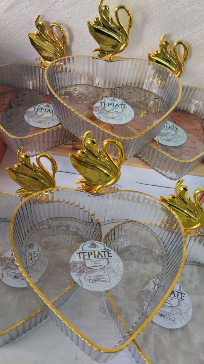 BANDEJA ACRLICA CORAZON1