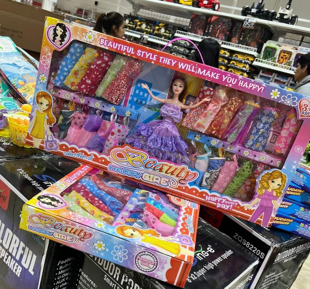 MUÑECA CON VESTIDOS BEAUTY1