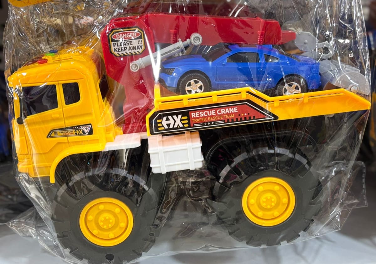 CARRO CONSTR CON ELEVADOR Y GRUA1