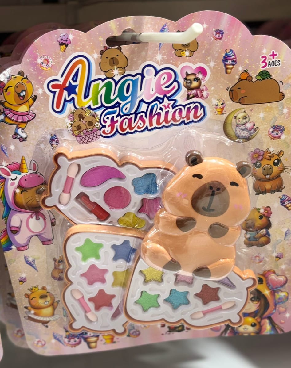 MAQUILLAJE CAPIBARA1