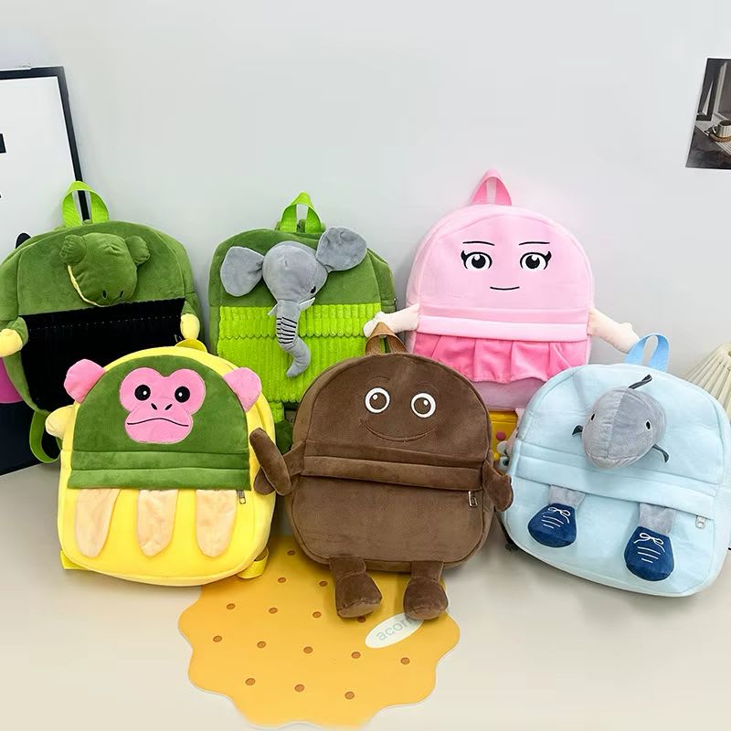 MOCHILA TRALALERO PELUCHE1