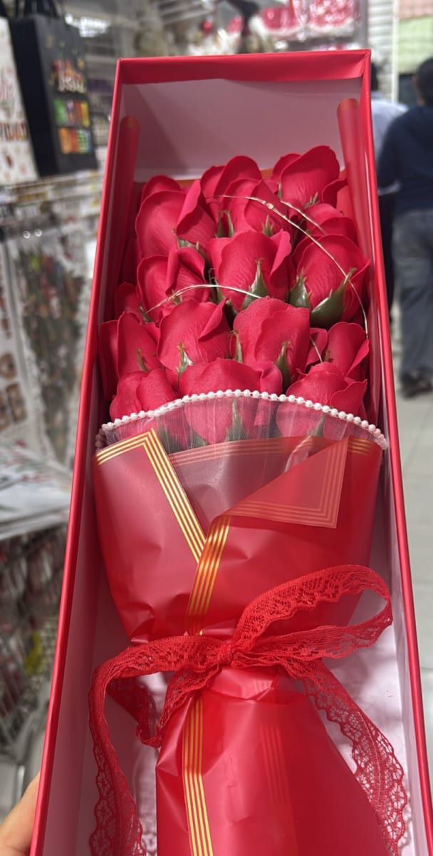 RAMO DE ROSAS GRANDE1