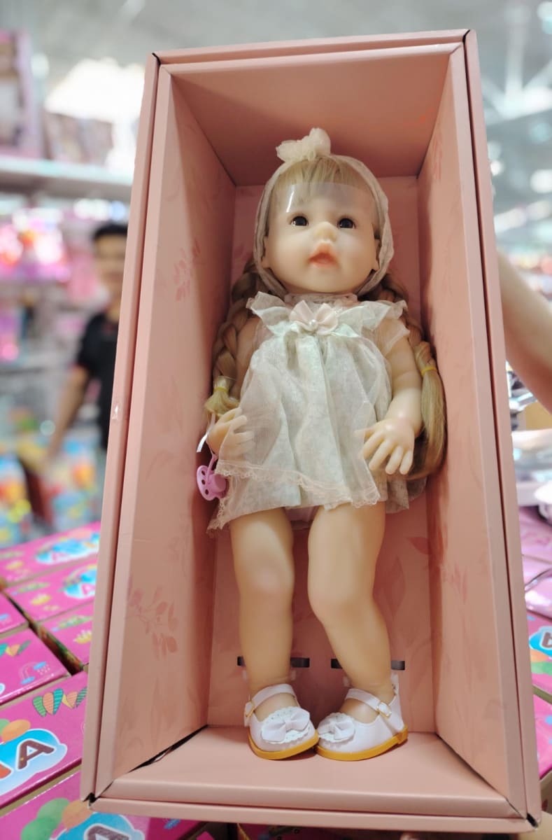 MUÑECA BEBE SILICONA1