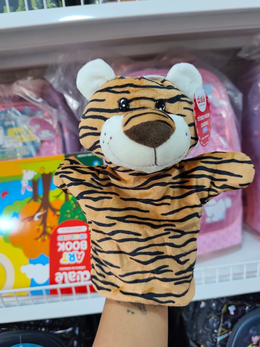 TITERE MEDIO CUERPO2