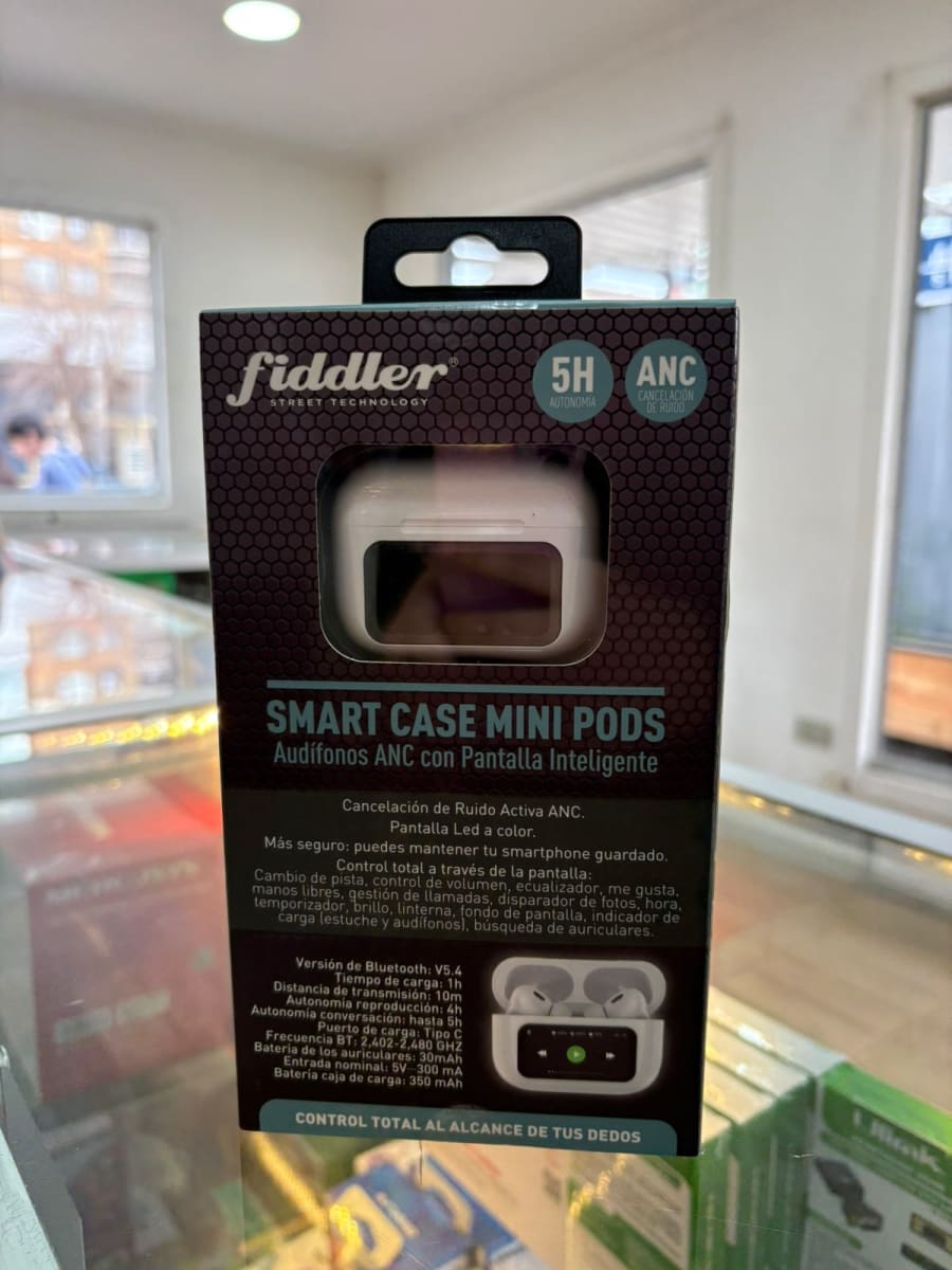 Audífono Bluetooth TWS con Pantalla Touch1