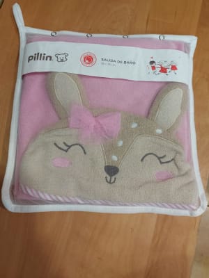TOALLA SALIDA DE BAÑO DE BEBE NIÑA (PRQ)1