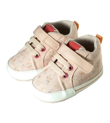 ZAPATILLAS NIÑA ROSA ESTAMPADO FLORAL1