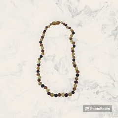 COLLAR BEBE MULTICOLOR SIN PULIR (36CM)