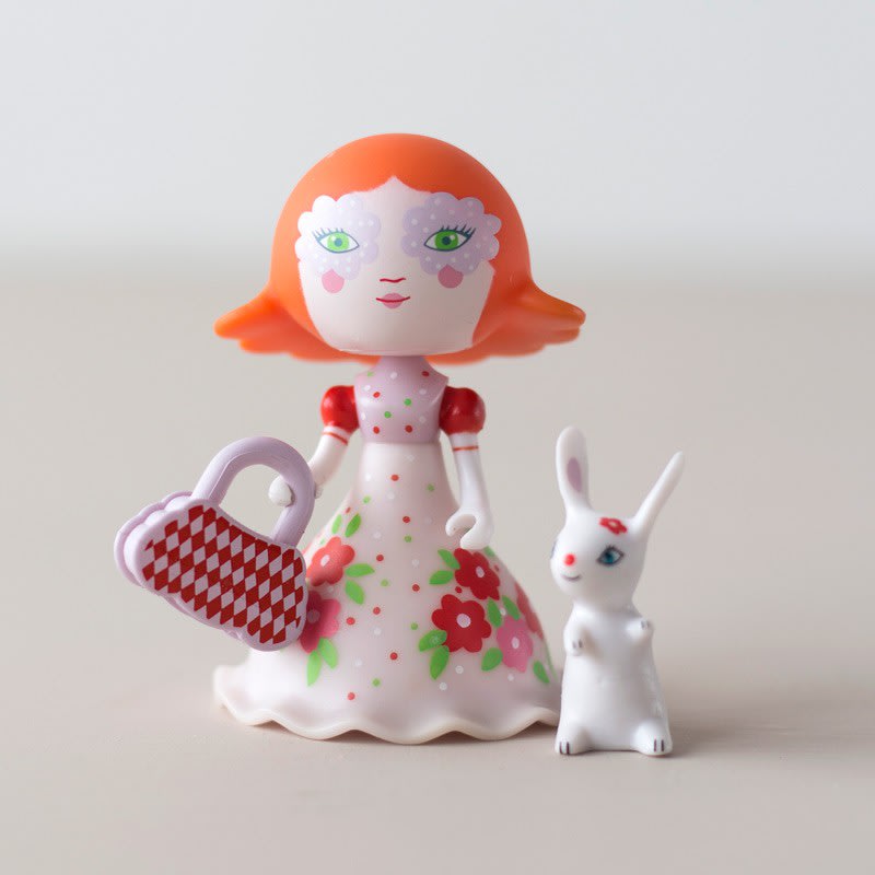 PRINECAS ELODIA & WHITE1