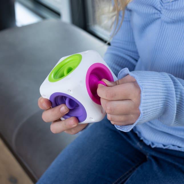 TUGL CUBE, CUBO SENSORIAL1