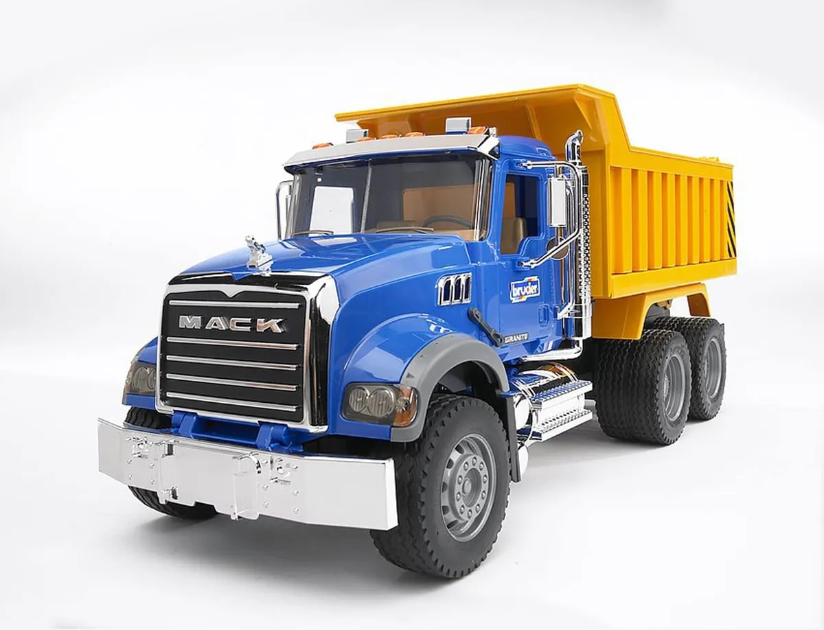 MACK GRANITE2