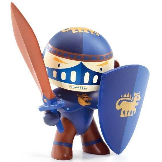 ARTY TOYS TERRA KNIGHT1