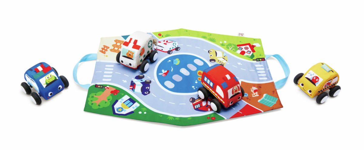 JUEGO DE COCHES DE PELUCHE RETRACTILES5
