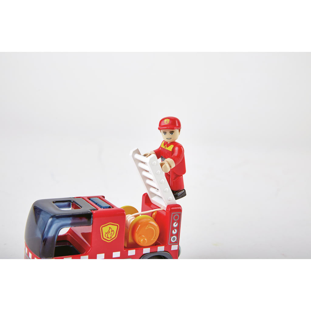 FIRE TRUCK WITH SIREN3