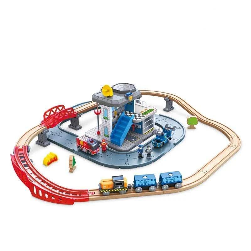 PISTA DE SERVICIOS DE EMERGENCIA2