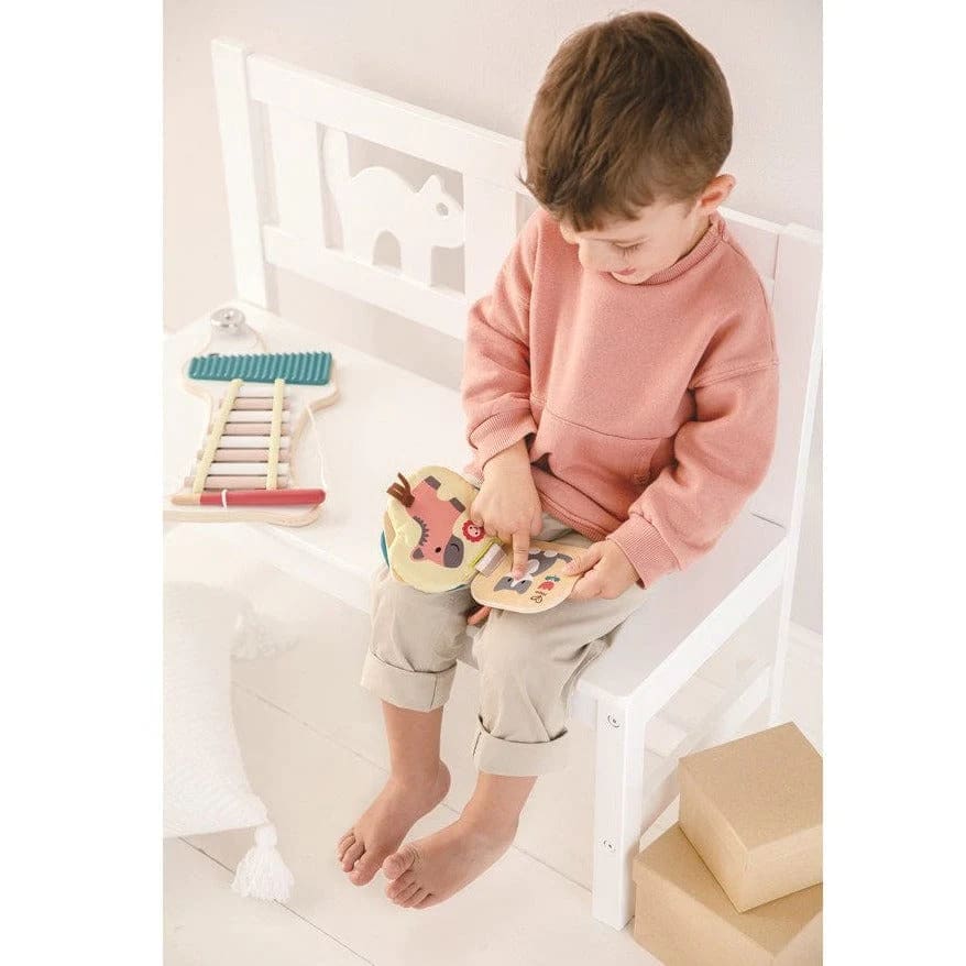 BELLA, EL LIBRO PARA BEBES2