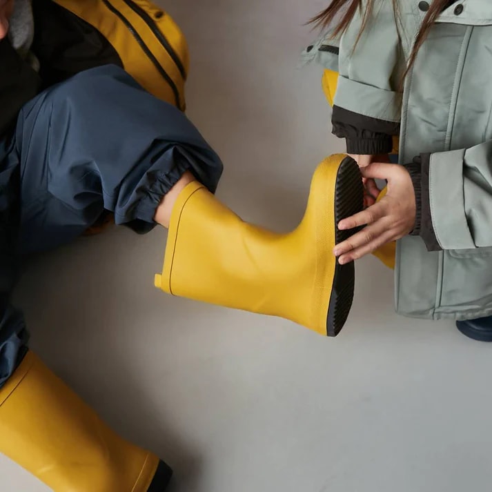 BOTAS DE AGUA RODA MOSTAZA7