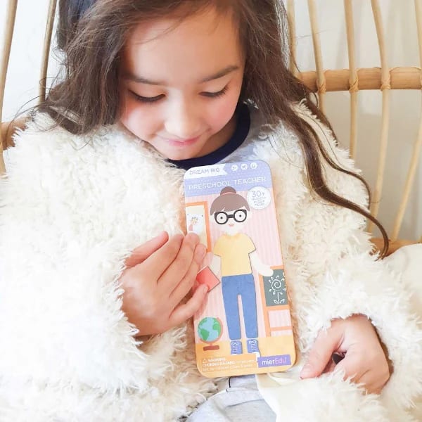 CAJA MAGNÉTICA VIAJES PROFESOR4