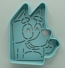 STENCIL Y CORTADOR DE 10 CM - BLUEY