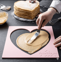 PANQUEQUERA EN FORMA DE CORAZÓN 17 CM