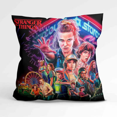 Cojín Stranger Things D11