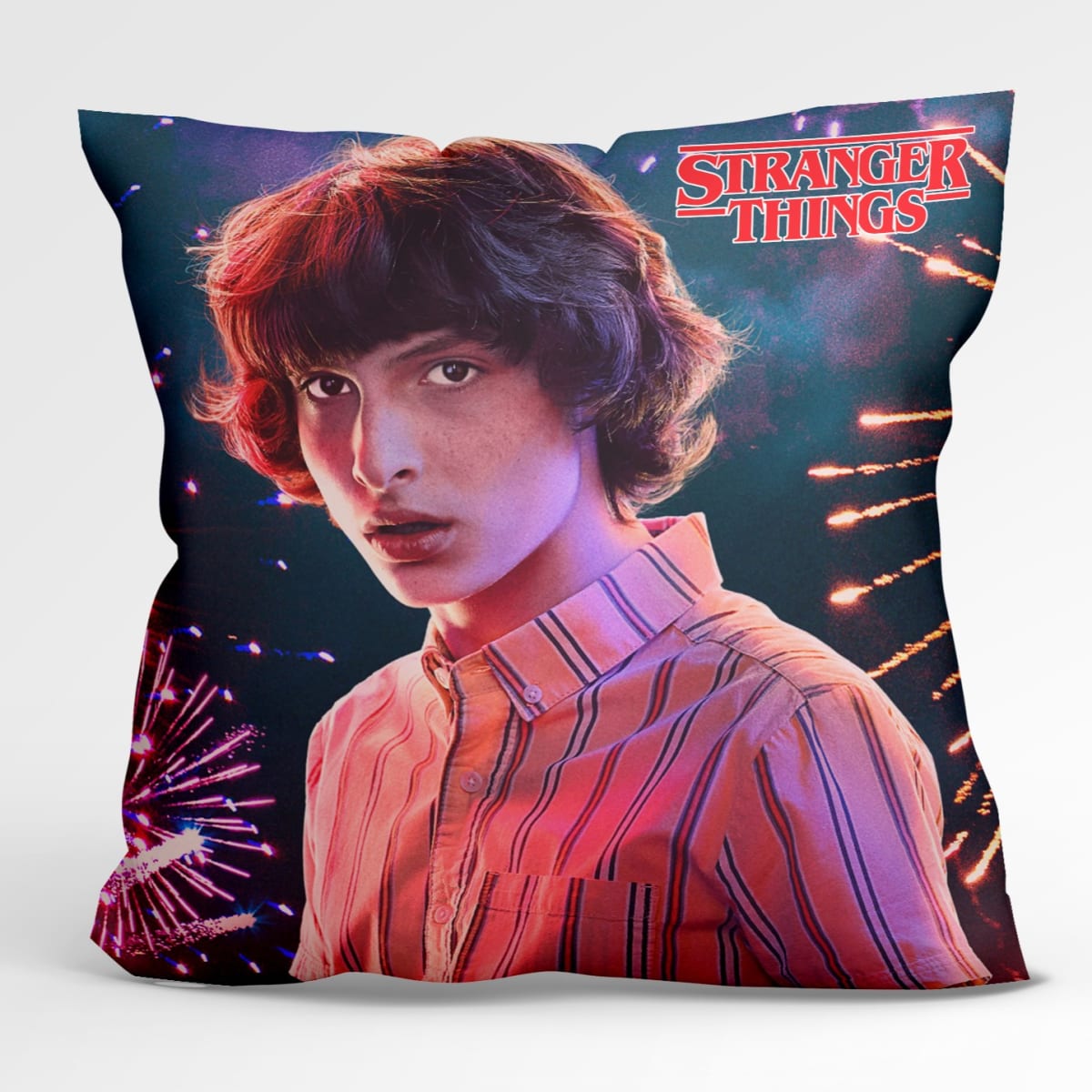 Cojín Stranger Things D6 0