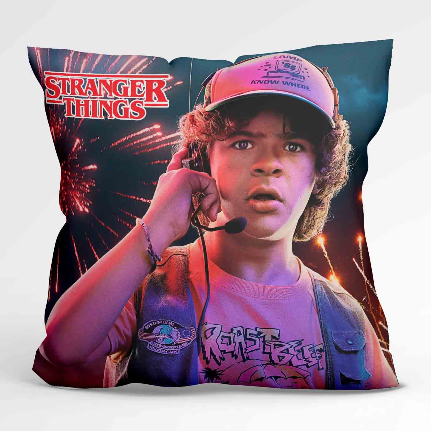 Cojín Stranger Things D10