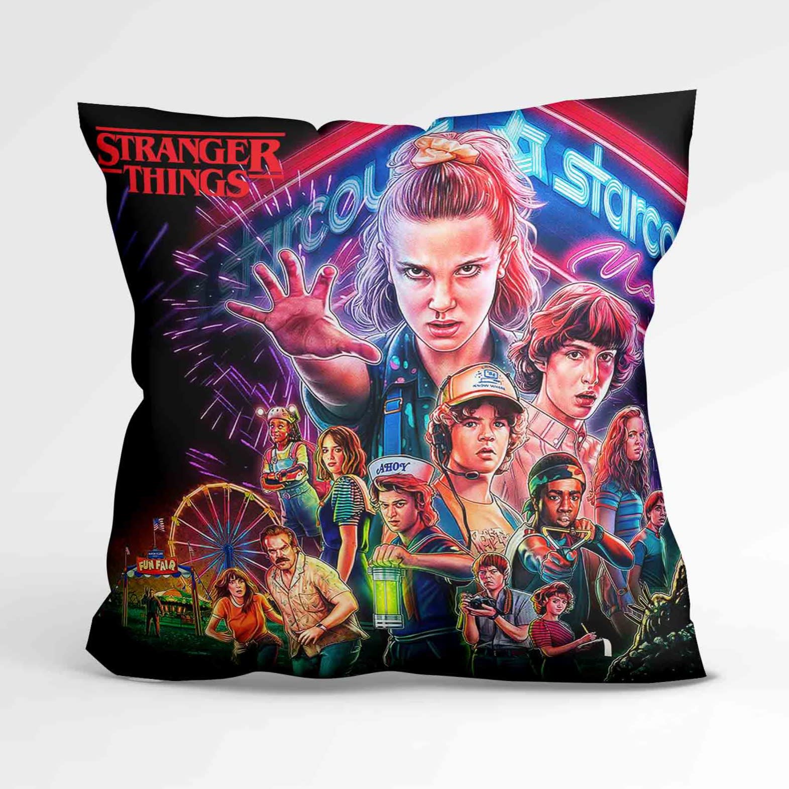 Cojín Stranger Things D1