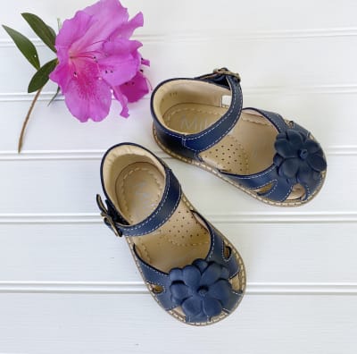 CHALITA NIÑA CERRADA AZUL1