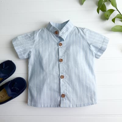 Camisa rallas celeste m/c