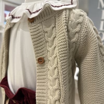 Chaleco Beige nvo trenza