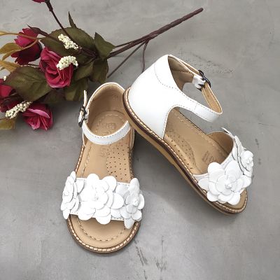 CHALITA FLORES BLANCA1