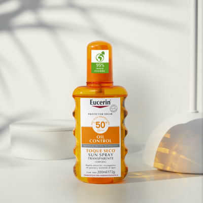 PROTECTOR SOLAR SPRAY TRANSPARENTE INVISIBLE FPS50+ 200ML1