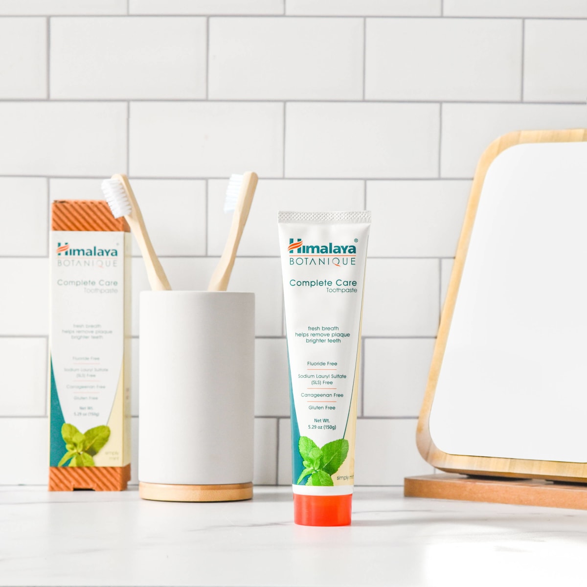 PASTA DENTAL NATURAL HIMALAYA MENTA CUIDADO TOTAL 150G2