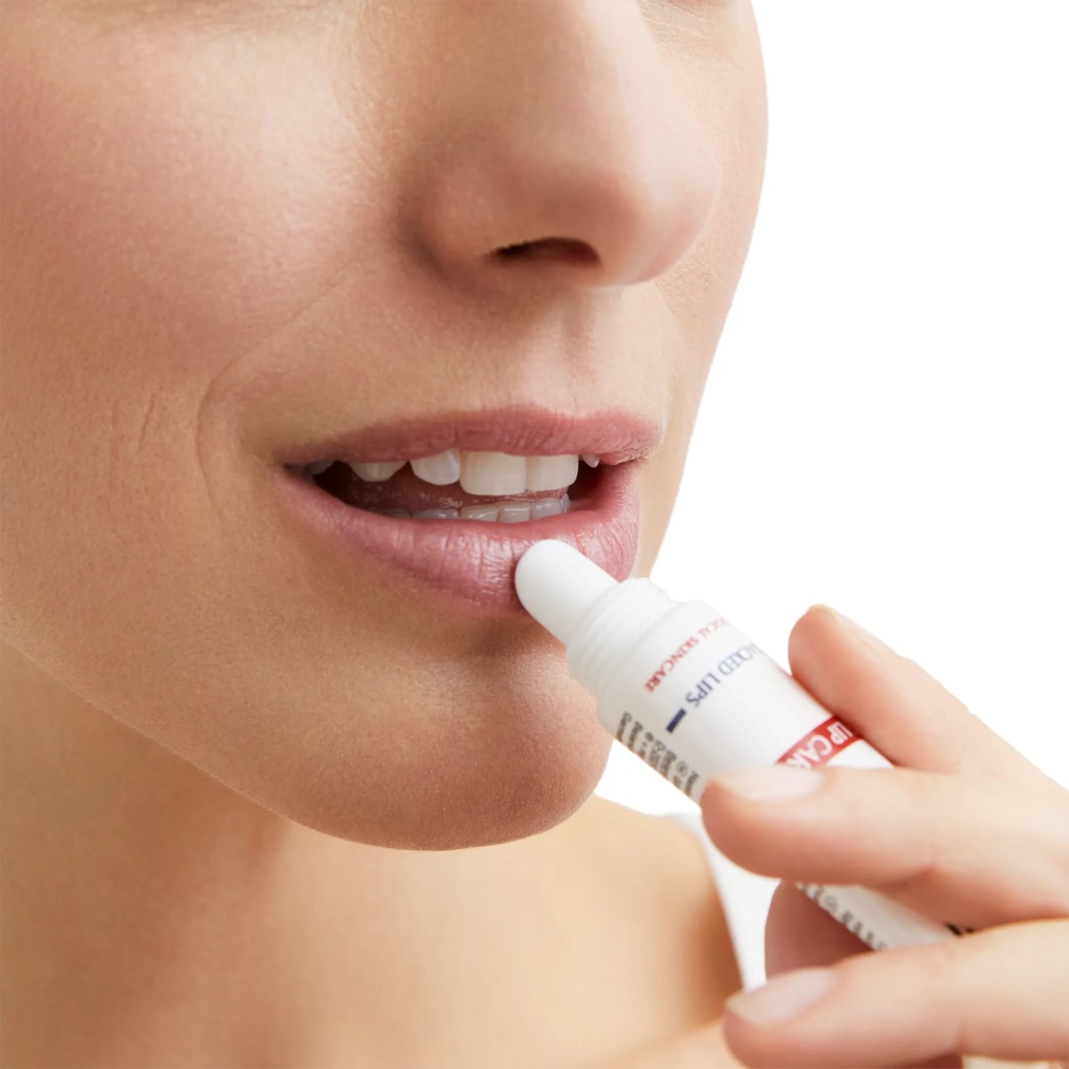 BALSAMO LABIAL AQUAPHOR SOS - REPARA Y PROTEGE LABIOS AGRIETADOS2