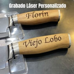 Grabado Láser Personalizado | Personaliza Cuchillos, Tablas y Pecheras