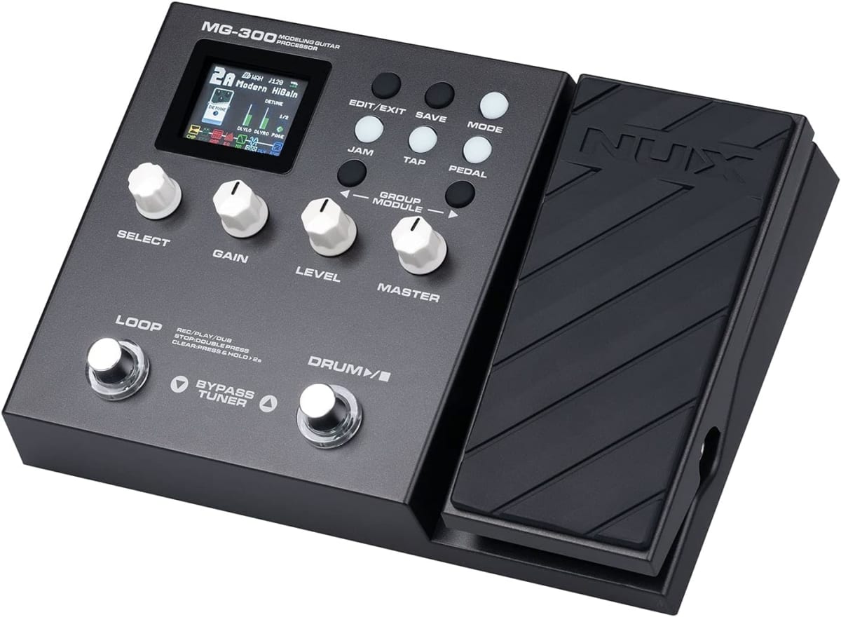 MG-300 Pedalera Multiefectos NUX1