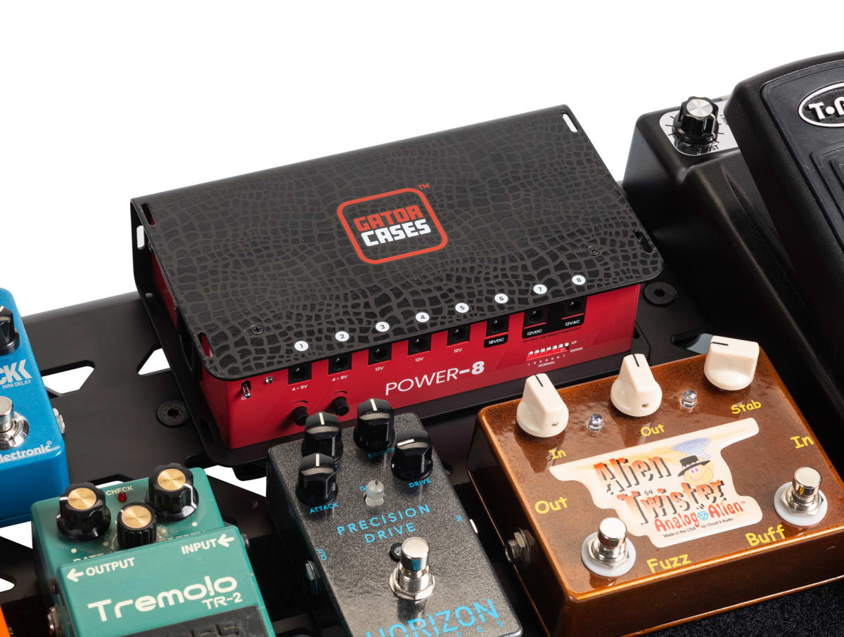 Fuente de alimentación de pedalera con 8 salidas aisladas3