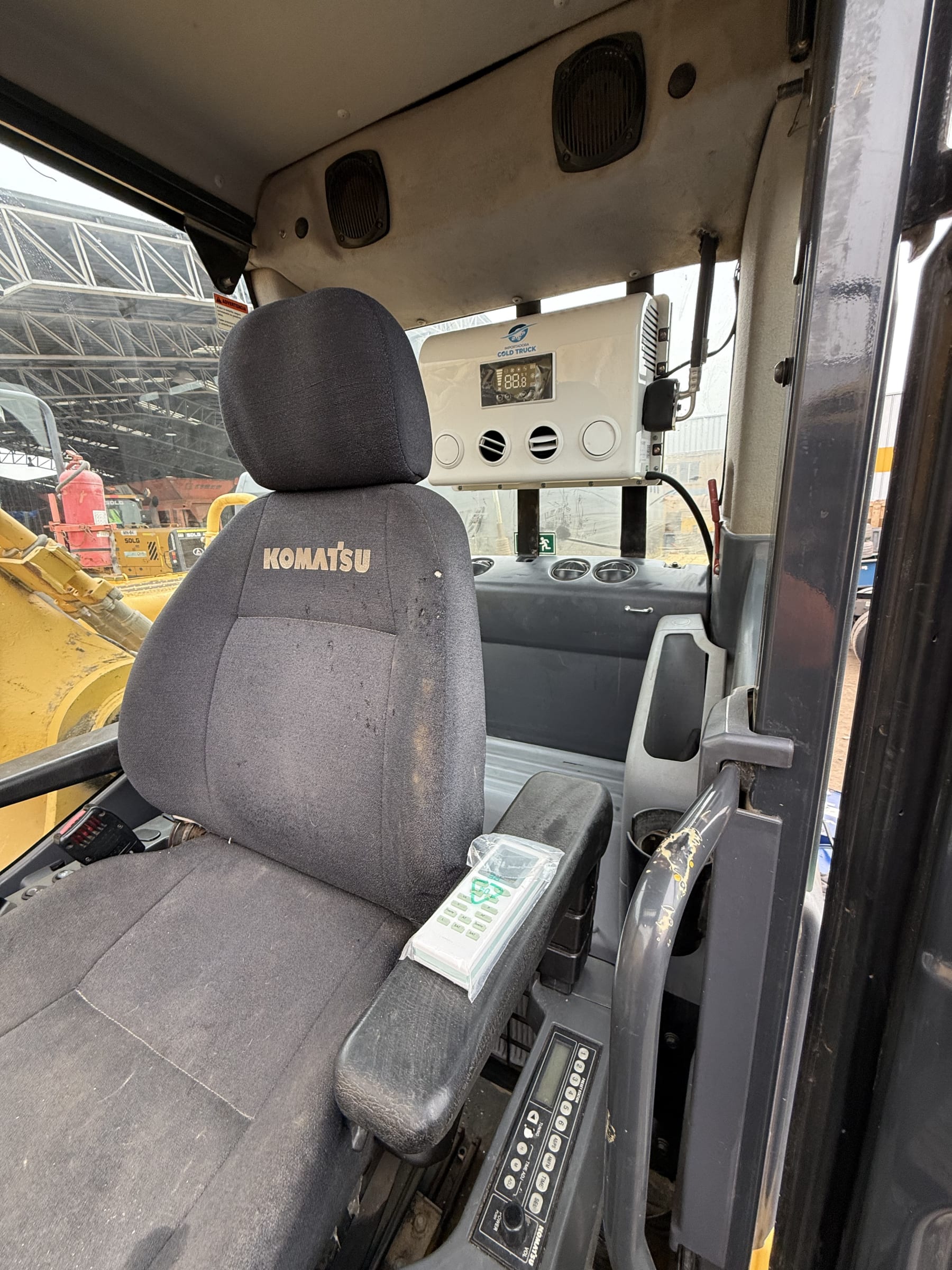 Excavadora Komatsu PC 450LC