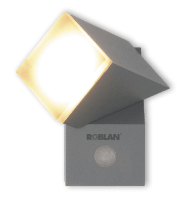 Aplique LED Exterior Plateado 8W con Sensor de Movimiento PIR – IP54 | Luz Cálida1