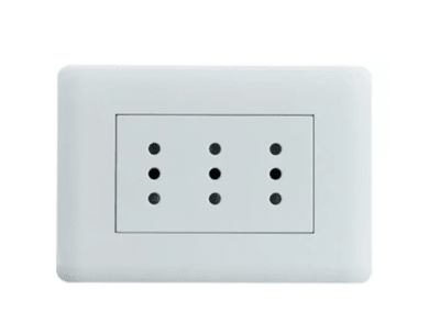 Enchufe Triple Punteado 10A 250V Blanco1