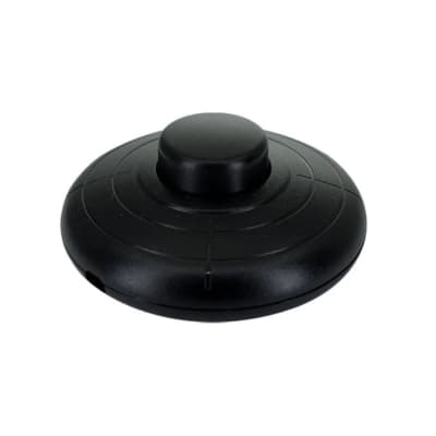 INTERRUPTOR PARA PISO, 10A, NEGRO1