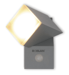 Aplique LED Exterior Plateado 8W con Sensor de Movimiento PIR – IP54 | Luz Cálida