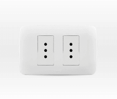 Toma Corriente Doble Blanco Armado 10A – 250V